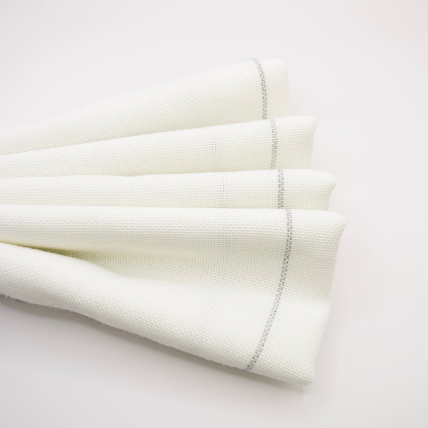 Premium primary tufting cloth